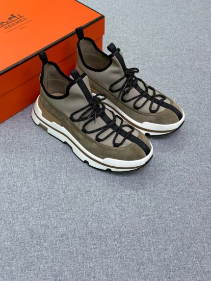 Hermes Trail Sneakers