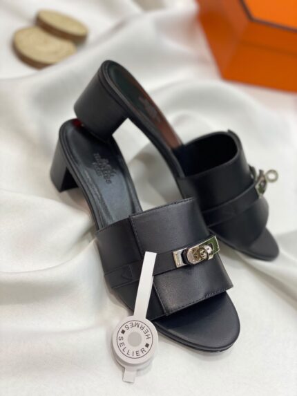 Hermès Oasis Sandals