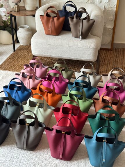 Hermès Picotin Lock 18 Bags