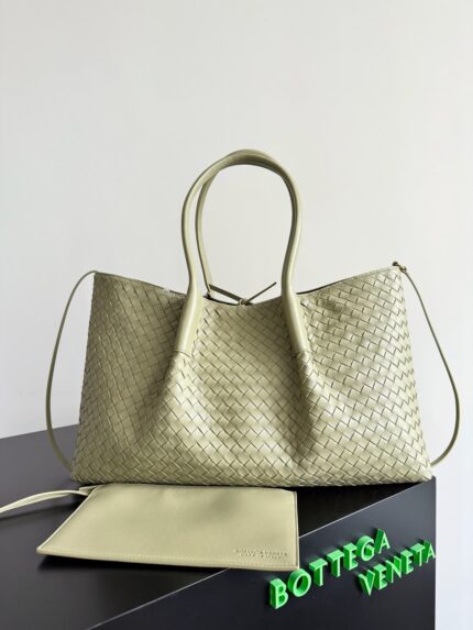 Bottega Veneta Tote Bags