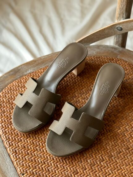 Hermès Oasis Sandals