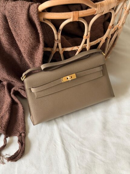 Hermès Kelly Crossbody Bags