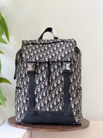 Christian Dior  Explorer Bekrin - Dior Oblique Jacquard