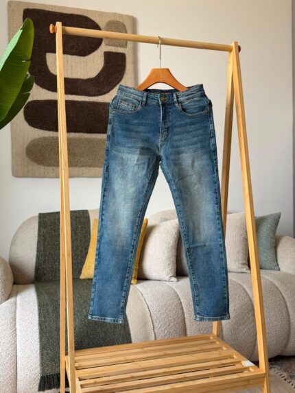 Gucci Slim Straight Jeans