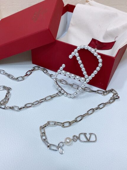 Valentino V Logo Pearl Chain Belt