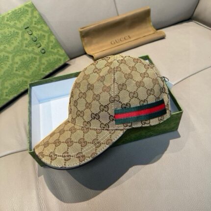 Gucci GG Supreme Canvas Baseball Caps