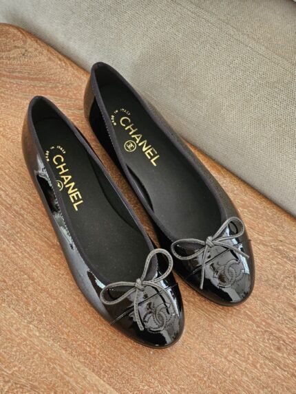 Chanel CC Patent Leather Ballet Flats