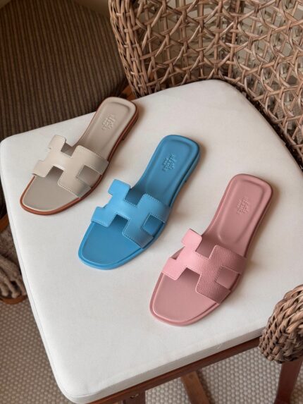 Hermes Oran Leather Flat Sandals