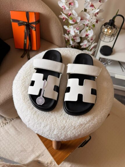 Hermes Chypre Sandals