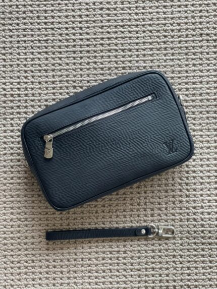 Louis Vuitton Epi Kasai Clutch