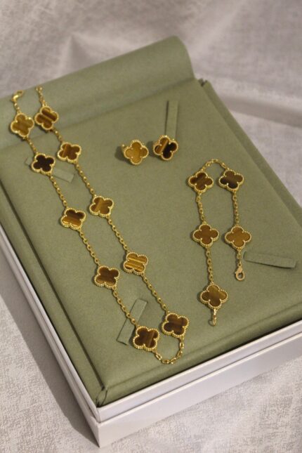 Van Cleef & Arpels Alhambra 3-Piece Sets