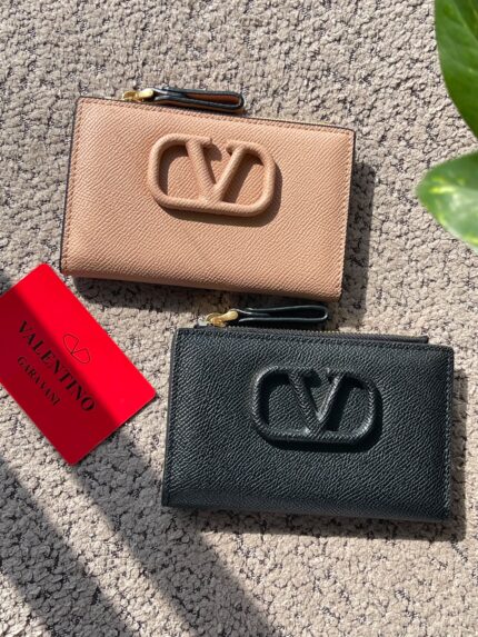 Valentino Garavani VLogo Wallets