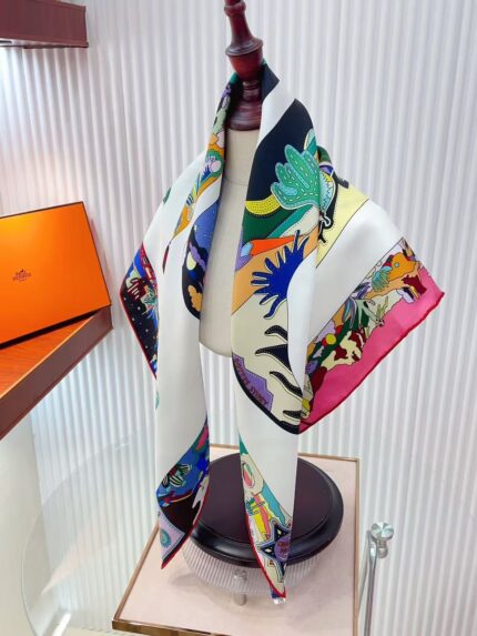 Hermes Bottes Story Silk Scarf