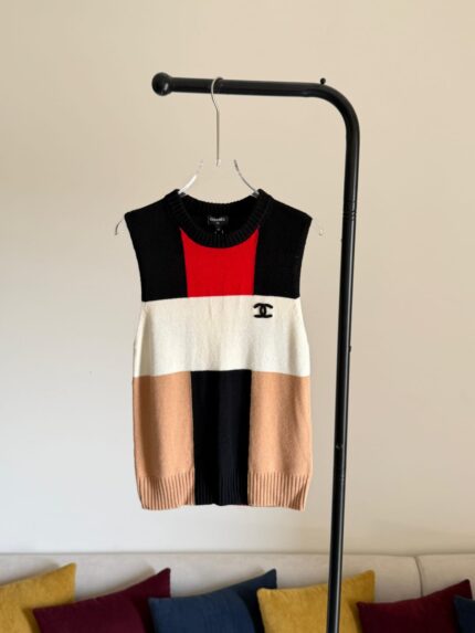 Chanel CC Color-Block Sleeveless Knit Top