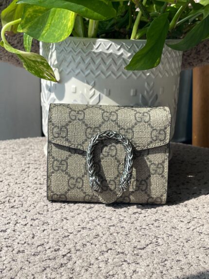 Gucci Dionysus GG Supreme Wallet