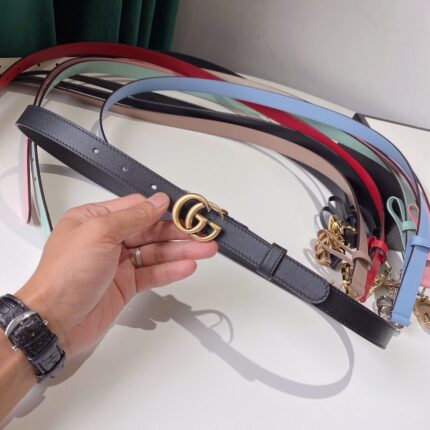Gucci Double G Slim Leather Belt