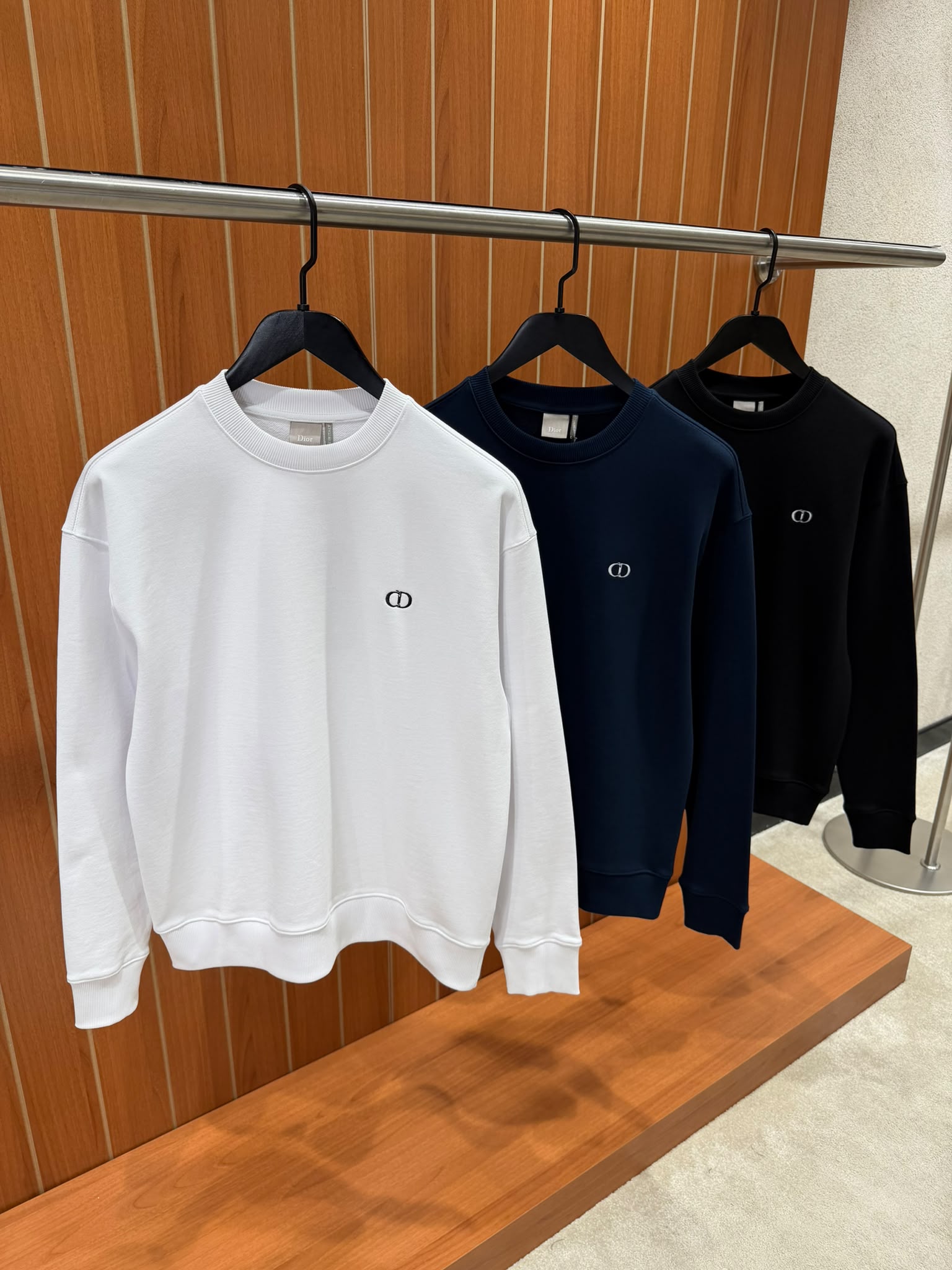 Christian   Dior Icon Minimal Embroidered Sweatshirts
