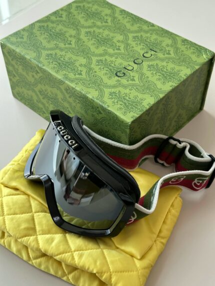 Gucci GG Mask Ski Goggles