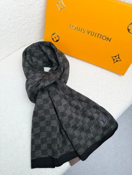 Louis Vuitton Petit Damier Scarfs