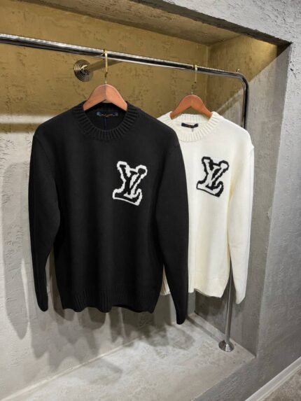 Louis Vuitton Intarsia Logo Crewneck Sweaters